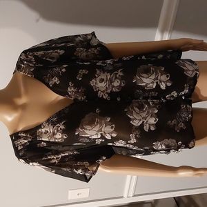 Torrid Floral Print Top XL
